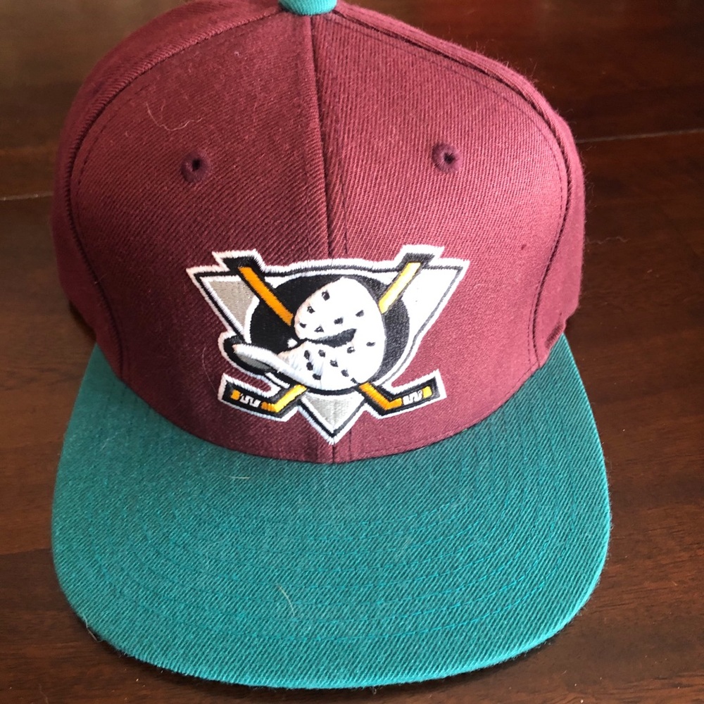 Mitchell & Ness Vintage Mighty Ducks SnapBack